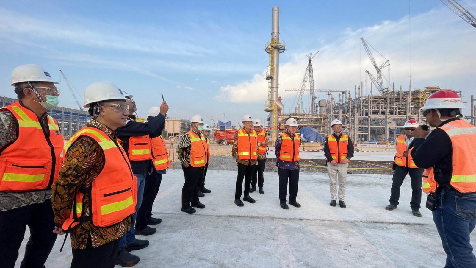 Ministry of Foreign Affairs invites 28 Ambassadorial Candidates to Freeport Smelter Project in Gresik