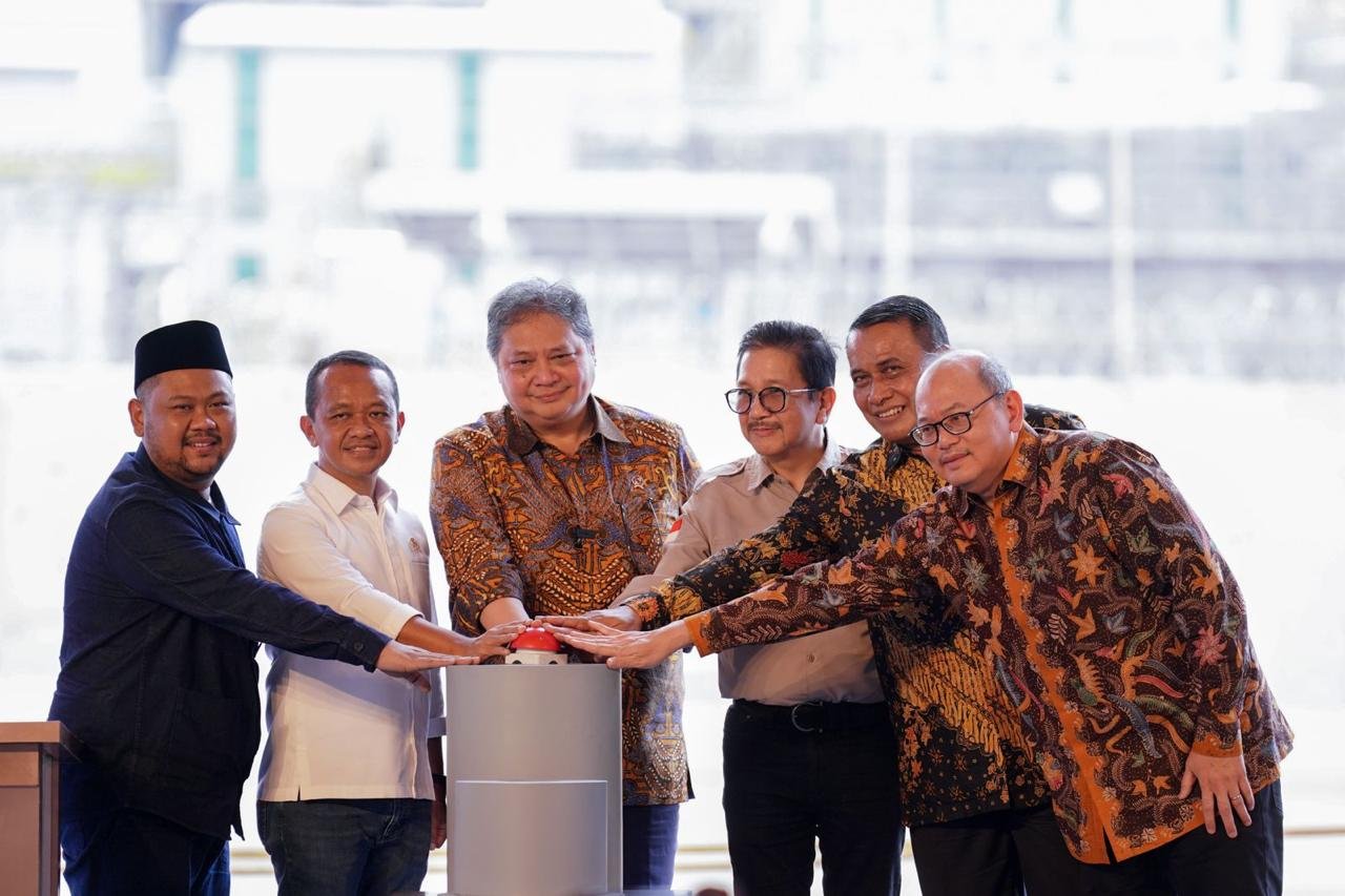 印尼自由港公司冶炼厂运营启动，艾尔朗加协调部长强调产业下游化政策是维持国家经济韧性的关键之一