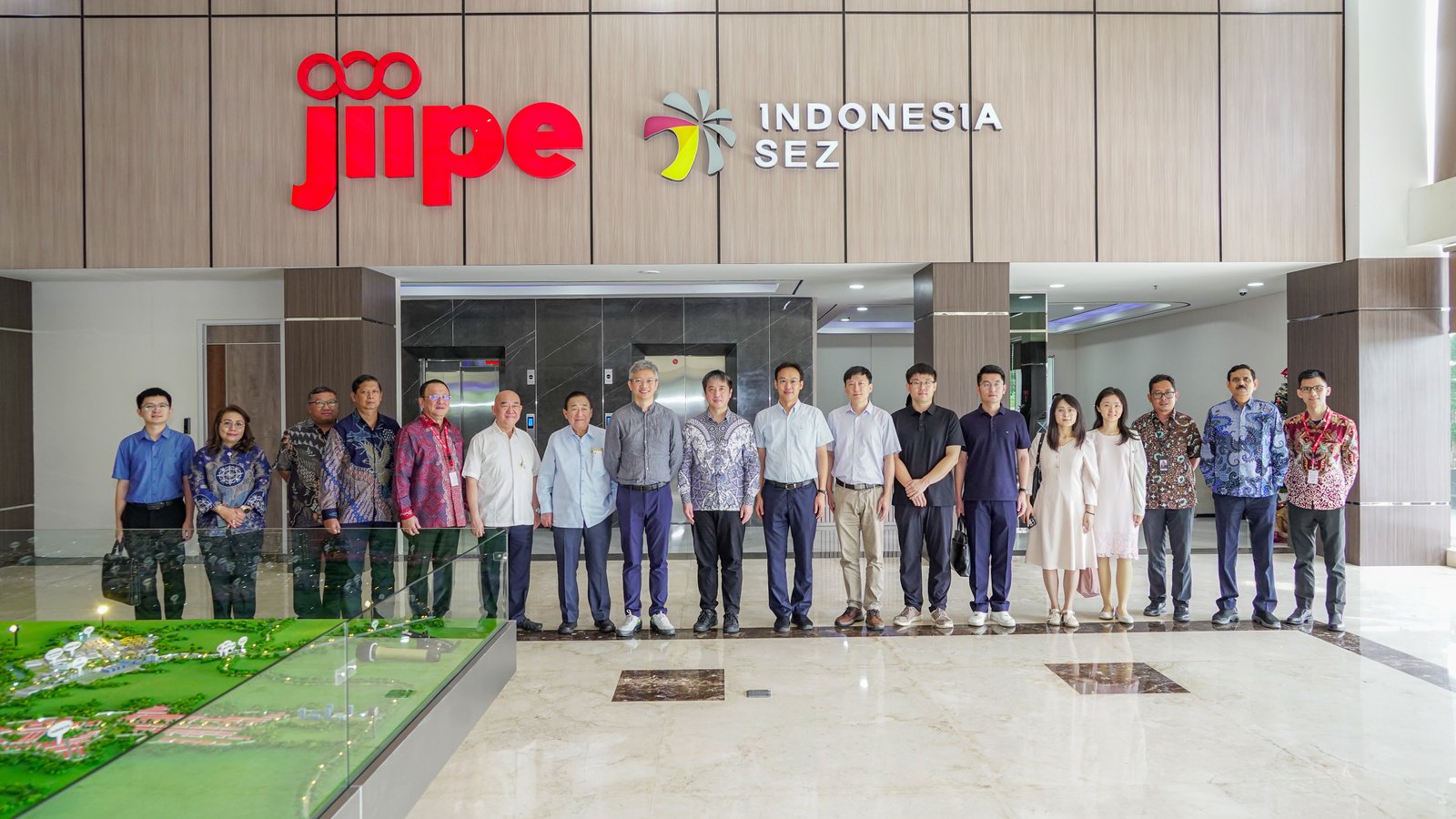 Strengthening Bilateral Cooperation: Chinese Ambassador Visits JIIPE – Gresik Special Economic Zone